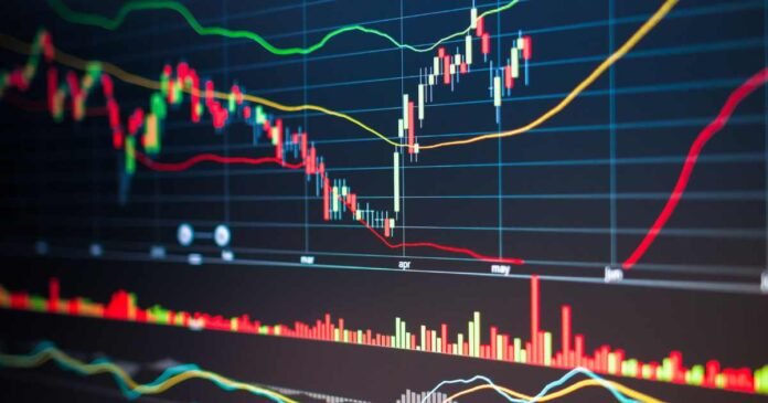 Suzlon Energy, Adani Enterprises, and YES Bank Stocks: Experts’ Strategies